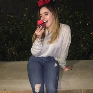 Meet your Posher, Victoria